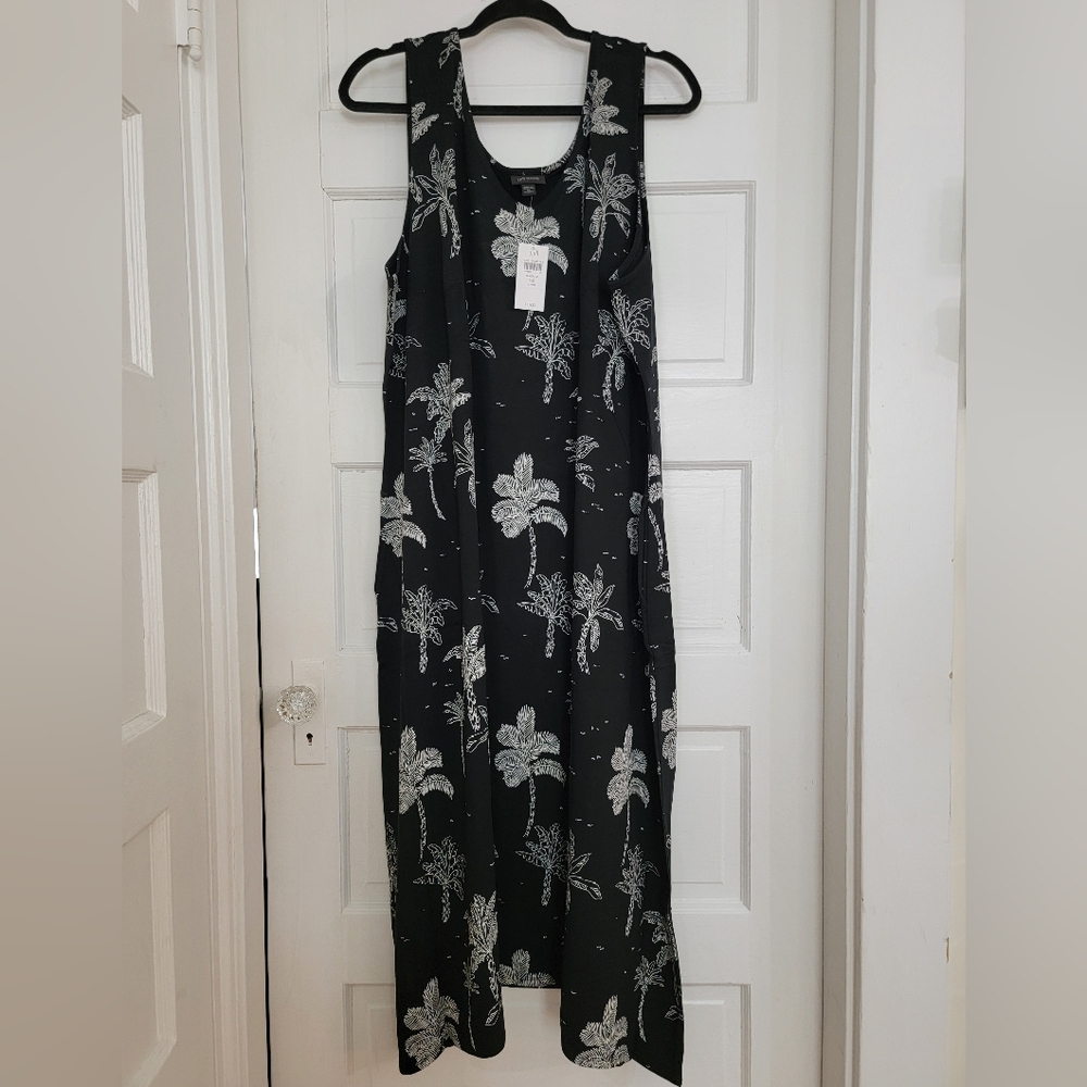 J. Jill Black and White Palm Print Maxi Dress